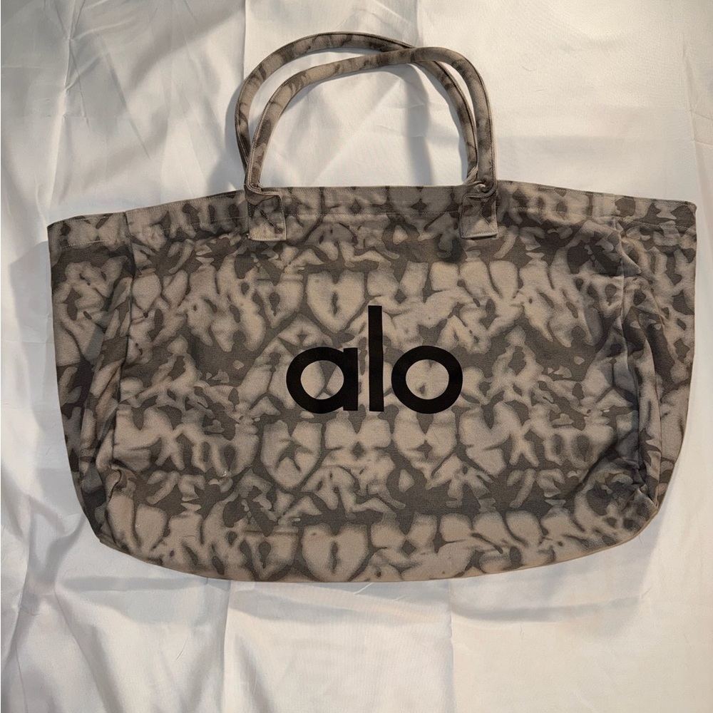 ALO Yoga Camouflage Tote Bag